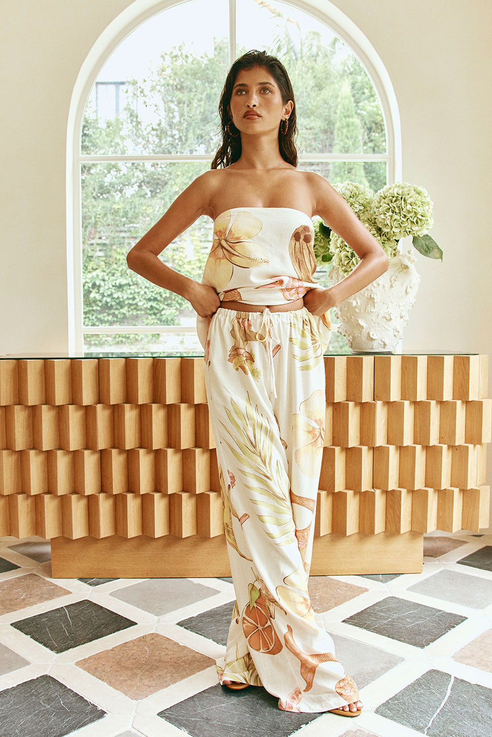 White Island Time Drawstring Elastic Kaia Pants
