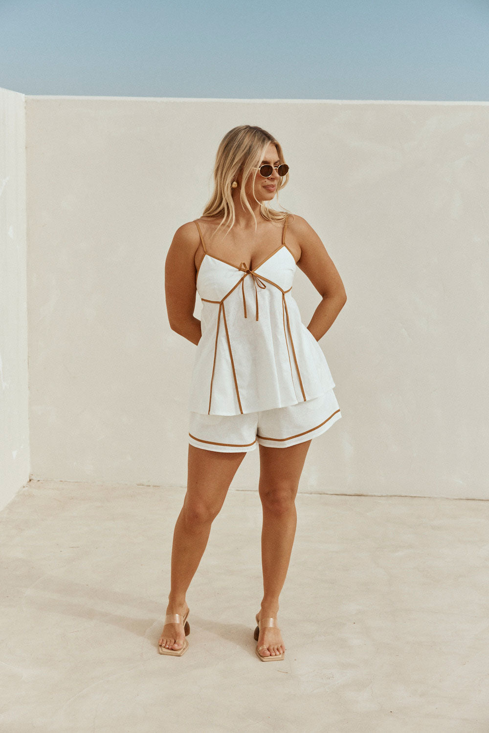White Linen-Cotton Elastic Drawstring Jayne Shorts