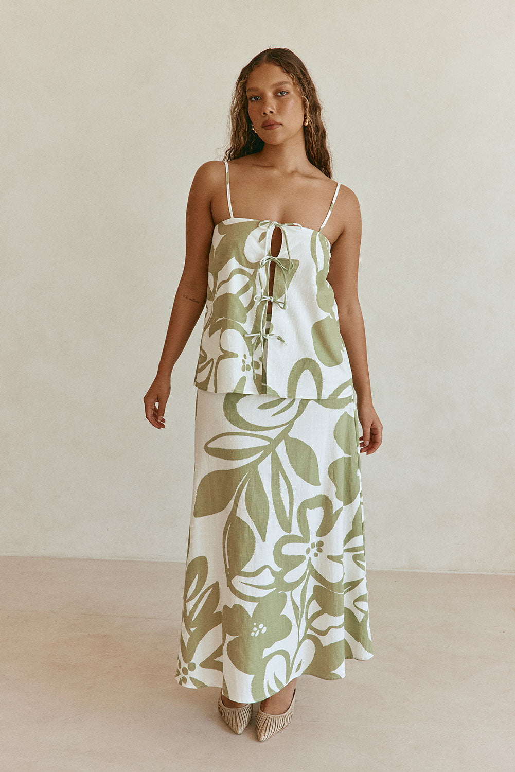 Green Paradisus Floral Print Bow Maxi Midori Dress