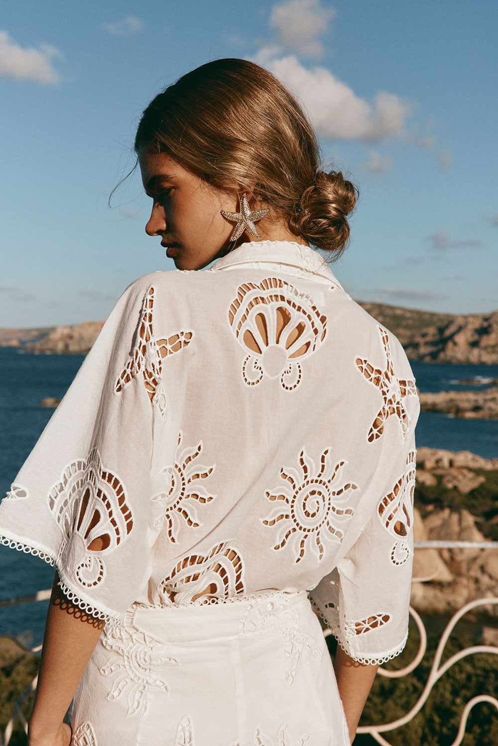 Nissi Collared White Embroidered Short Sleeve Shirt - Corallo Bianca