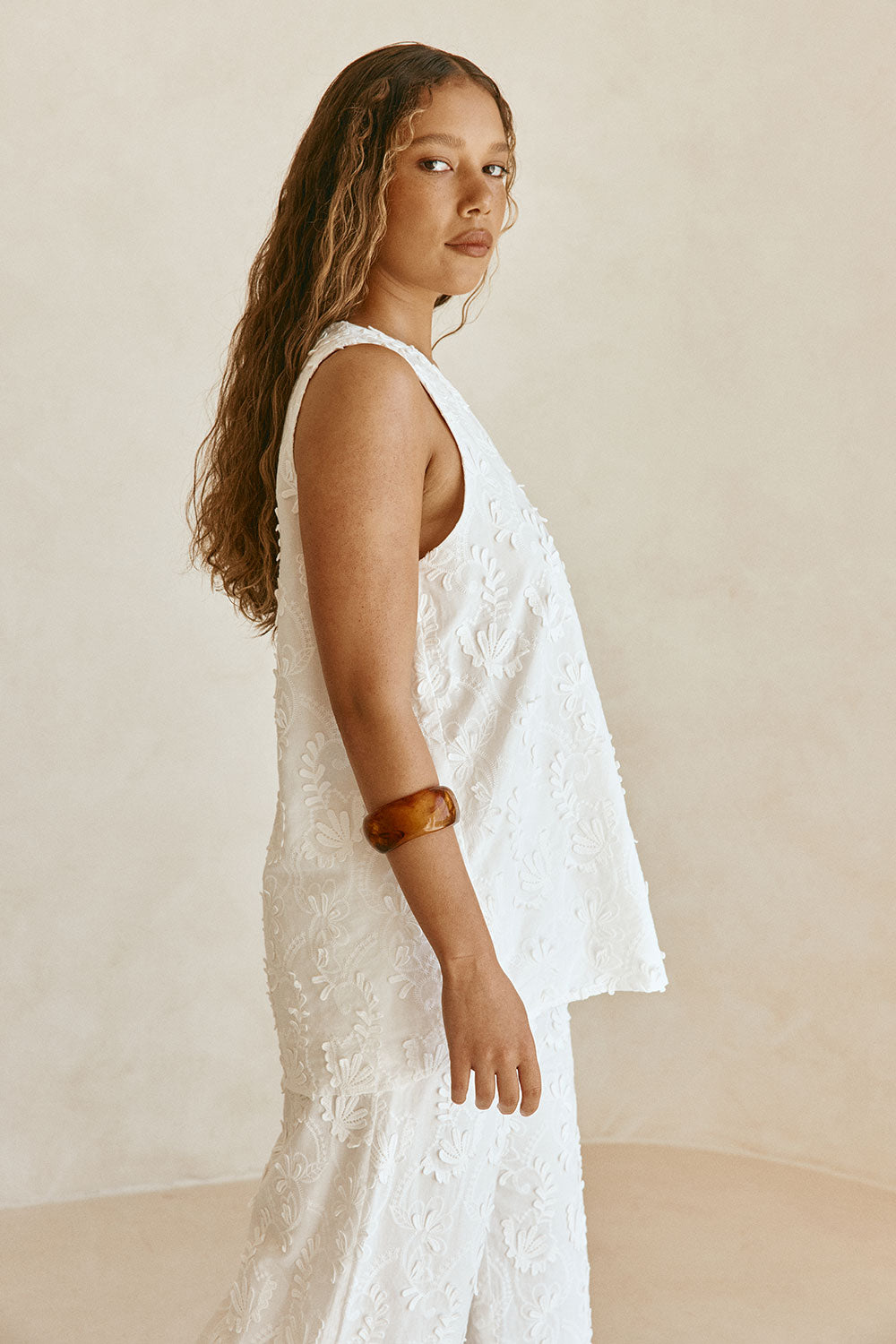 White Leafy Motif V Neck Cambria Top