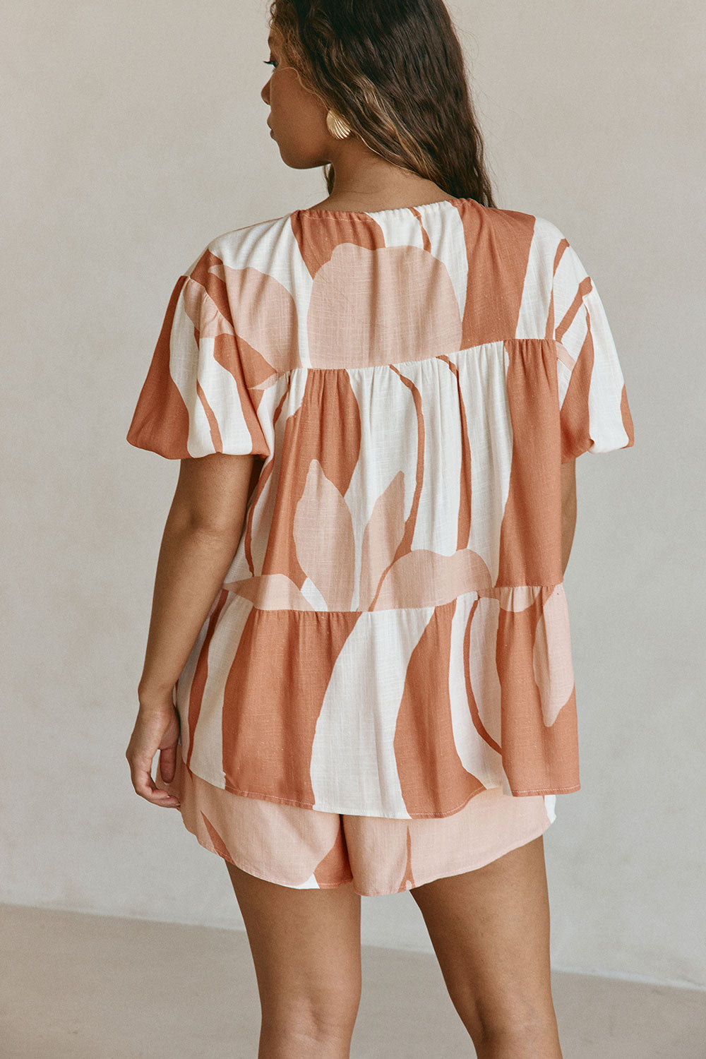 Peach Solanto Print Button Puff Sleeve Ales Top
