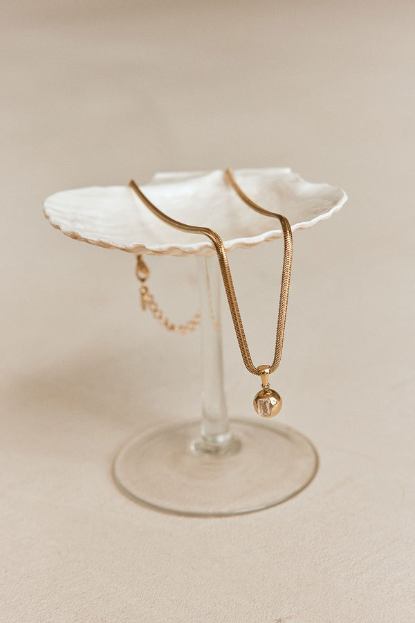 Zima Necklace