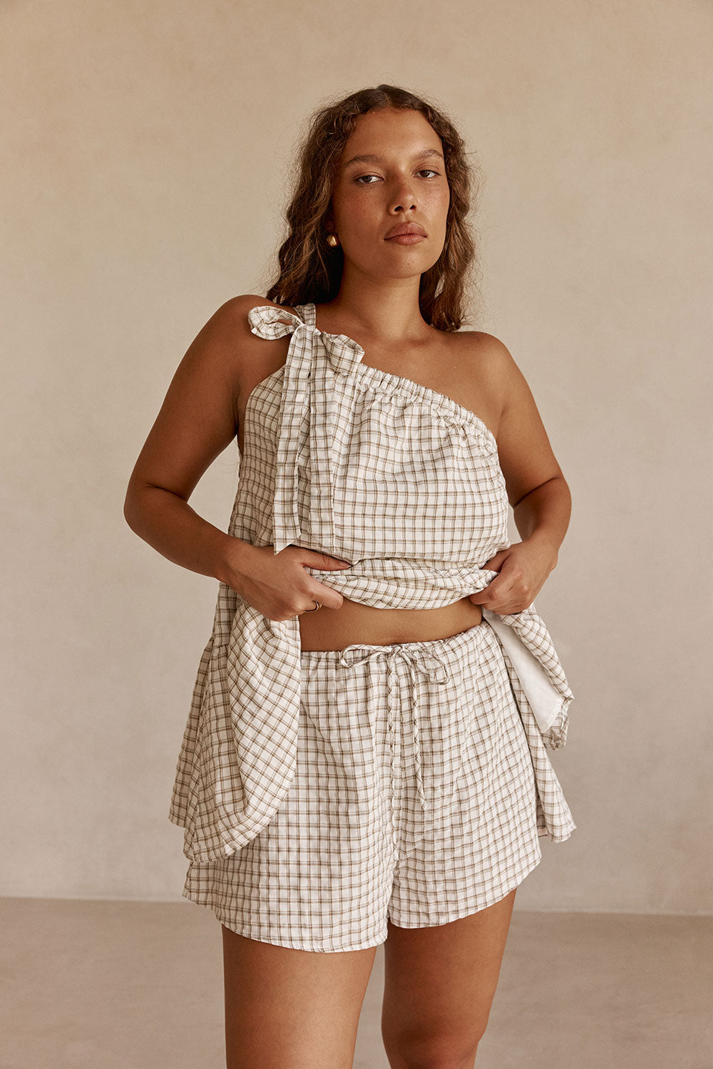 Beige Gingham Elastic Drawstring Charlie Shorts