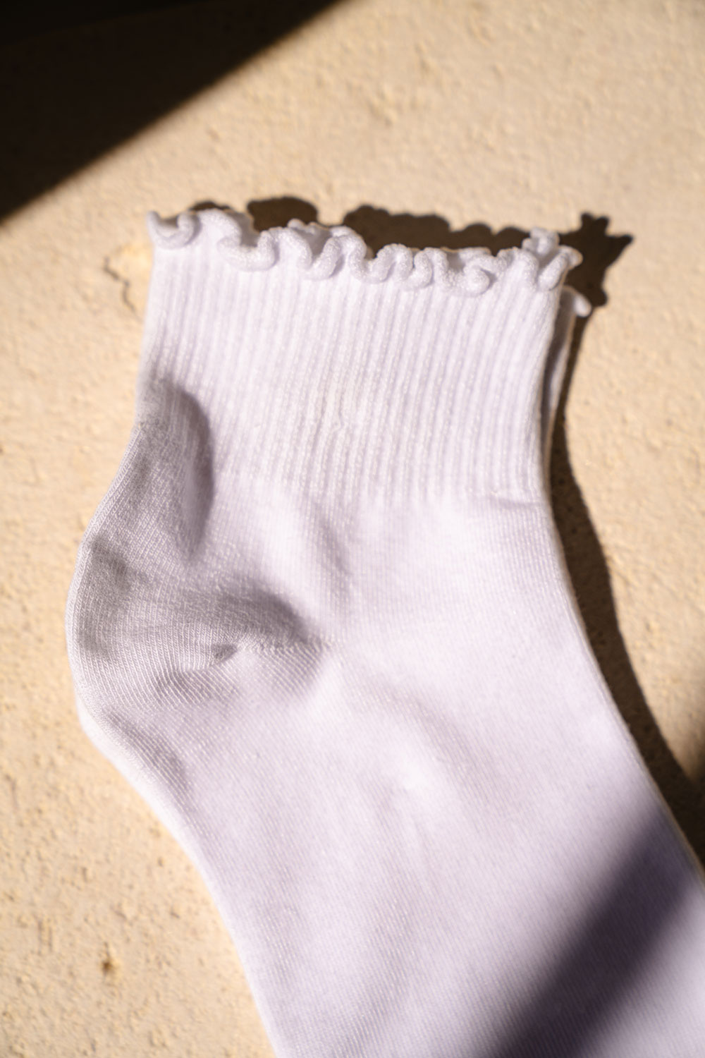 Jordyn Ruffle Socks - White