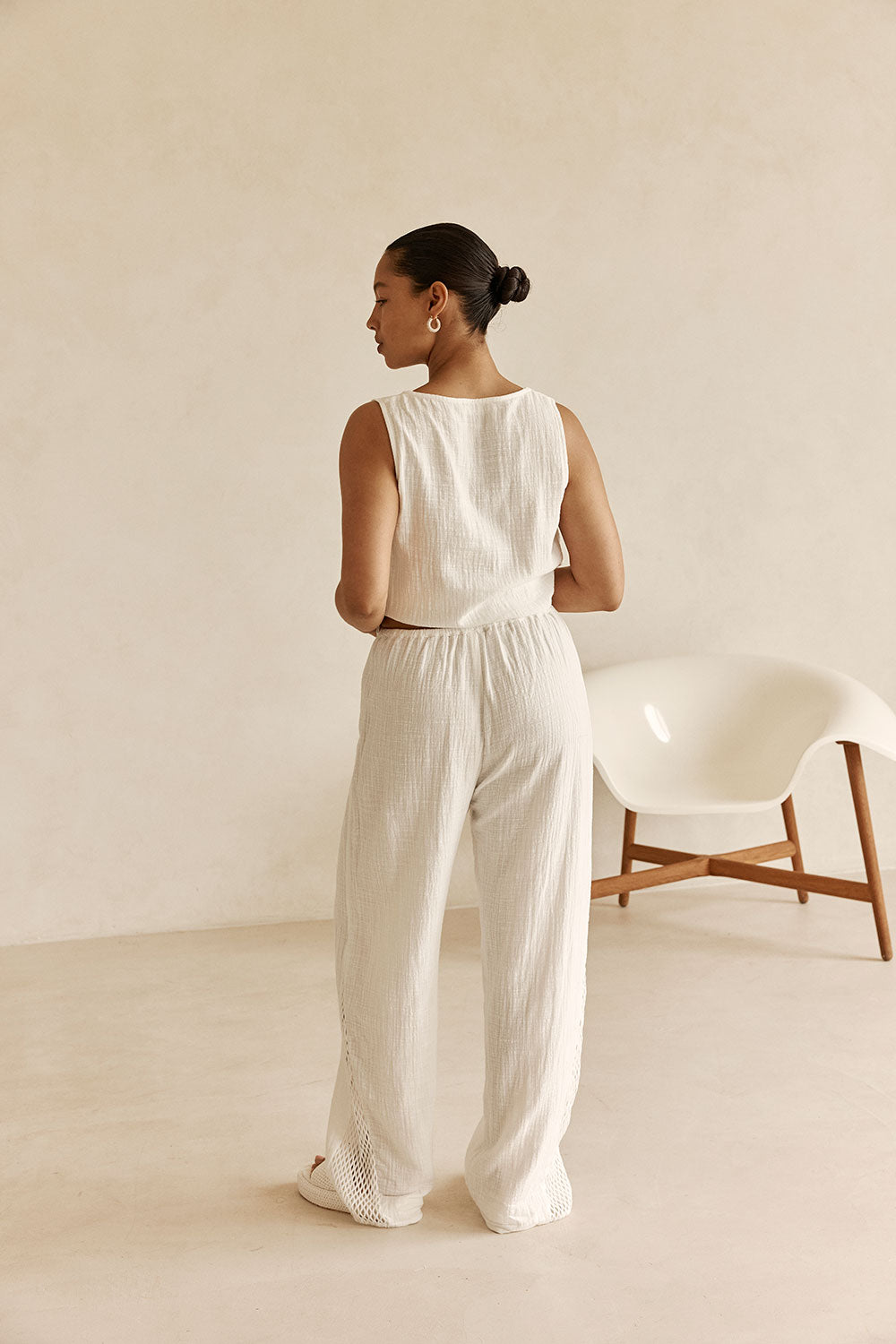 White Elastic Drawstring Relaxed Ditta Pants
