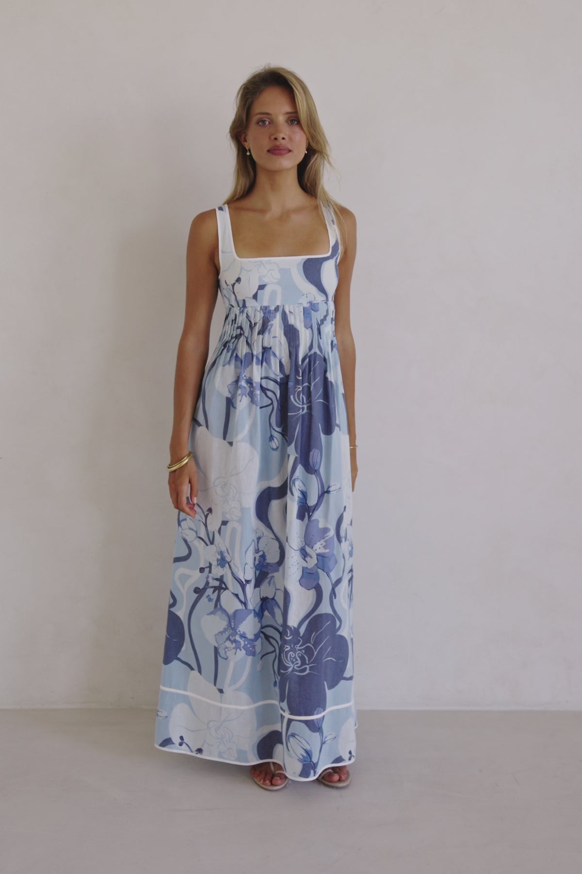 Blue Bouquet Blu Print Maxi Alista Dress