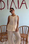 Video, Vera Pants